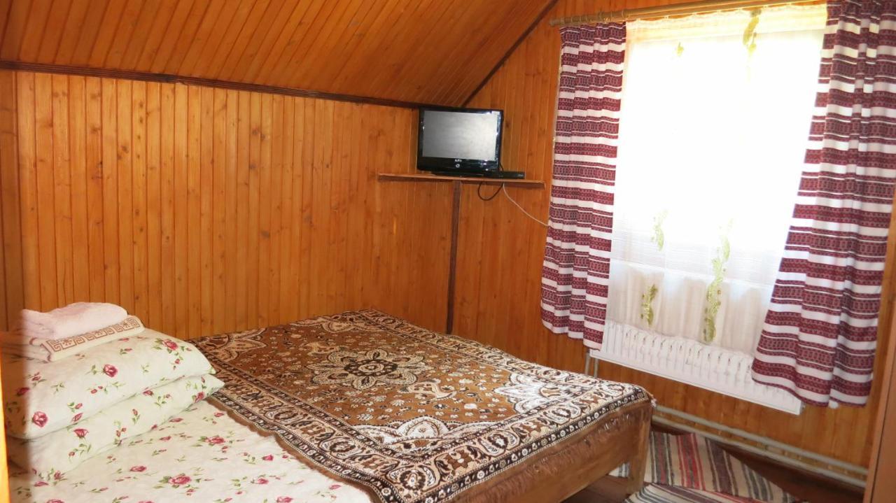 Cottage V Gorakh Iszka Kültér fotó