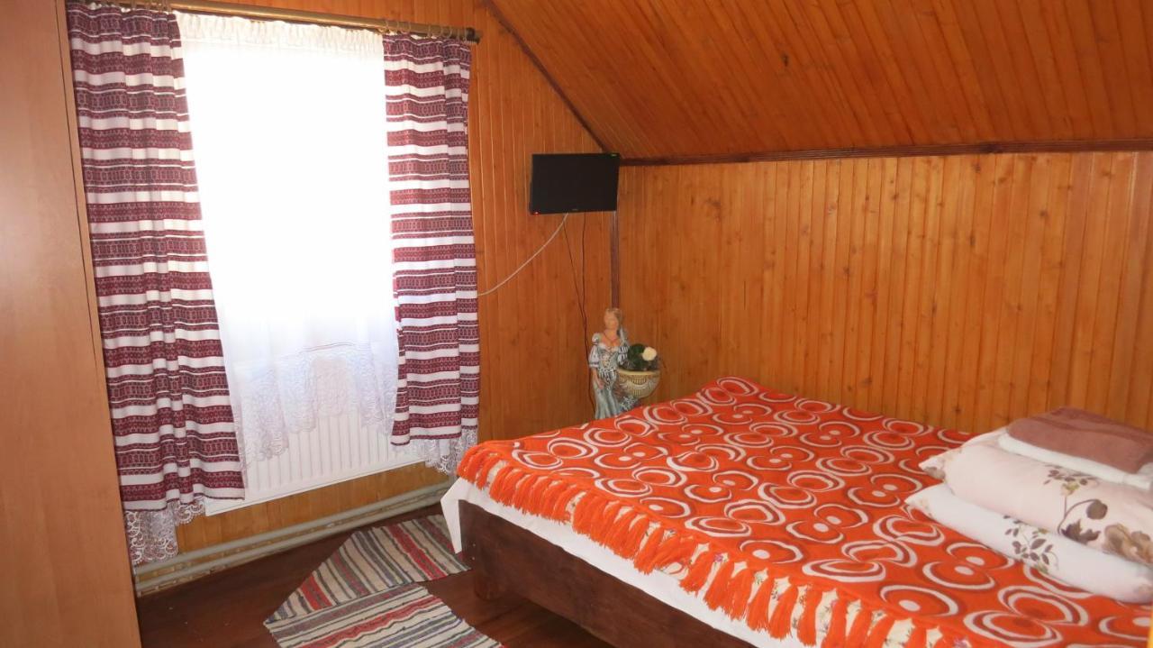 Cottage V Gorakh Iszka Kültér fotó